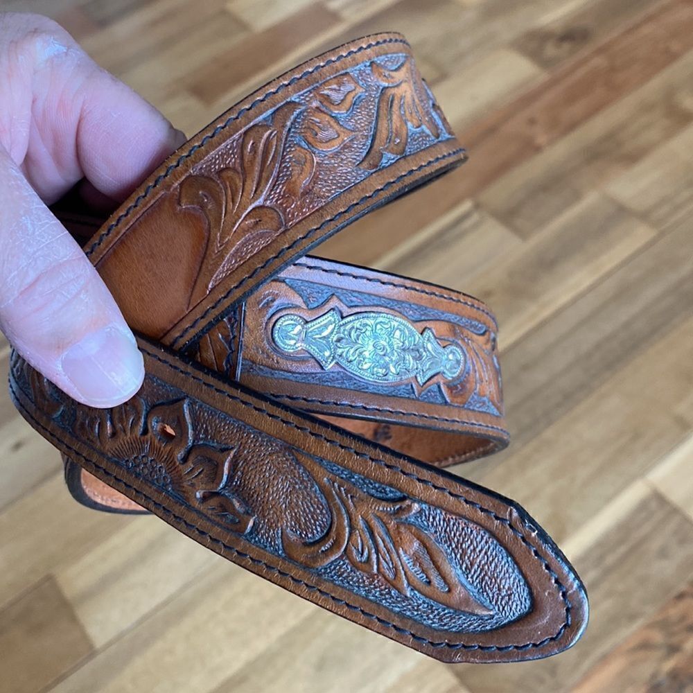 NWOT Silver  Creek leather belt